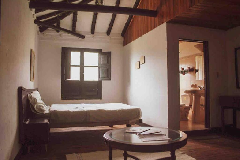 Casa Dante, Desde 1792! Hotel Tibasosa Exterior photo